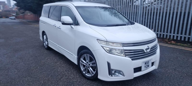 NISSAN ELGRAND